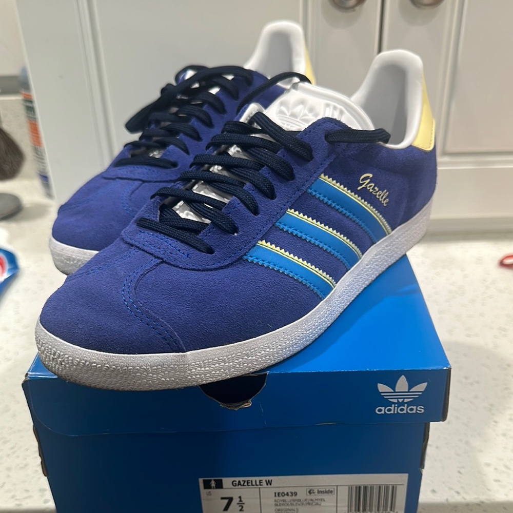 adidas Gazelle Women’s Sneakers in Blue with Light Blue Stripes and Yellow Heel